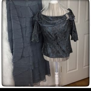 🆕 Daymor Couture 2 piece evening wear scalloped